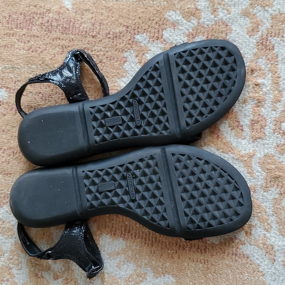 Sandals - Picture 2 of 5